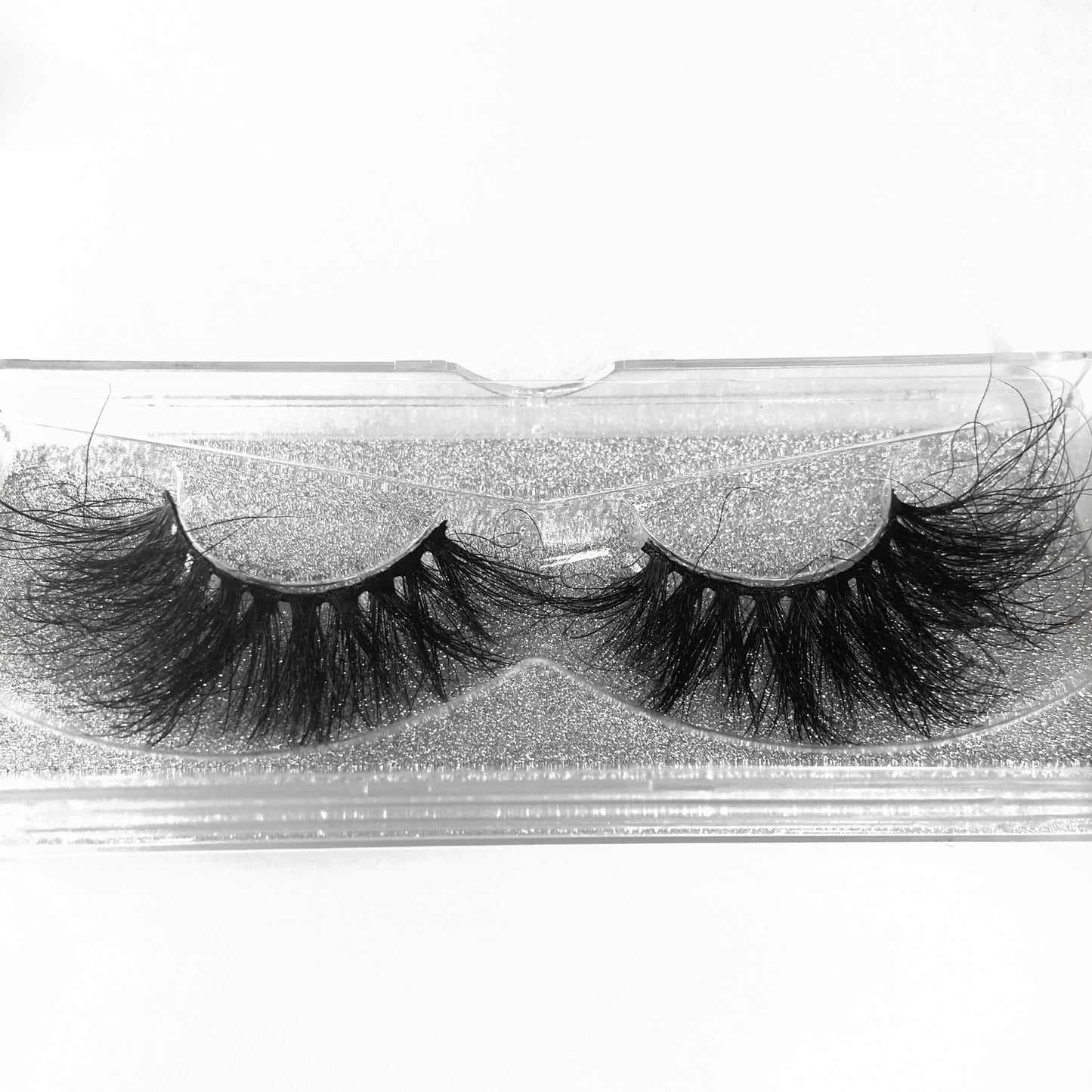 Cool- Girl Mink Lashes